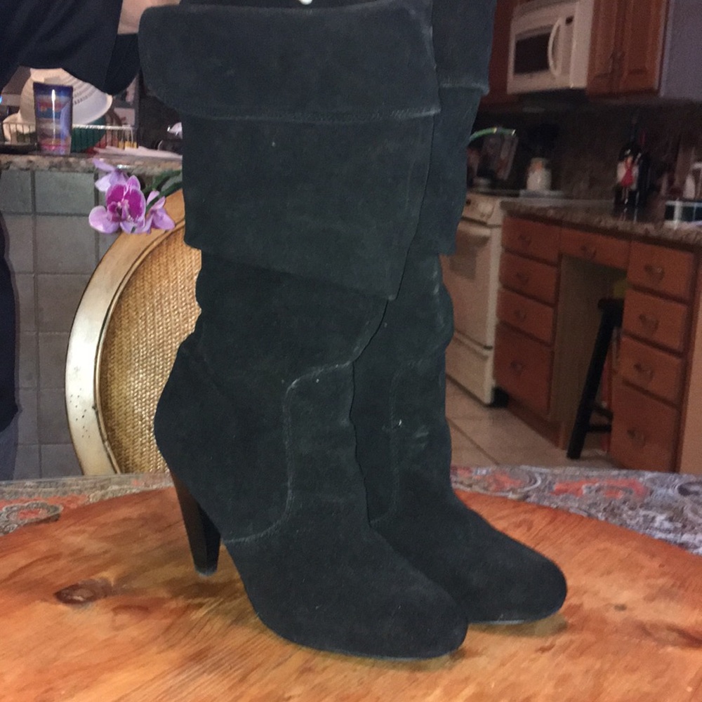 Black boots